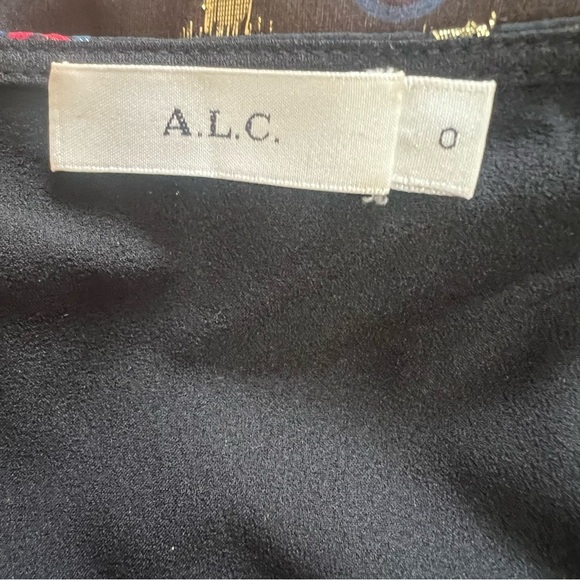 A.L.C. Willow Black Silk Gold Metallic Festive Sleeveless Shirt Top Sequins Sz 0 - Picture 8 of 9